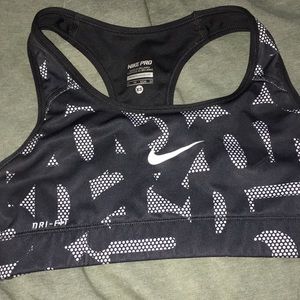 Sports bra